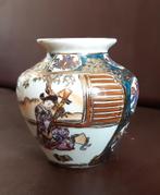 Vase 'Satsuma - fabriqué en Chine', Antiquités & Art, Antiquités | Céramique & Poterie, Enlèvement ou Envoi