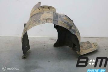 Modderkuip linksvoor Skoda Fabia 3 6V0809958A beschikbaar voor biedingen