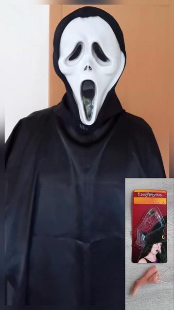 Schreeuwmasker + zelfgemaakte zwarte „cape”  beschikbaar voor biedingen