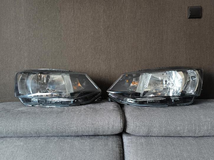 Phares avant de Skoda Fabia III de 2014 a 2022, Autos : Pièces & Accessoires, Éclairage, Skoda, Utilisé, Enlèvement ou Envoi