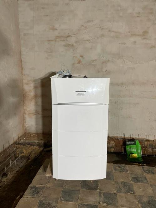 chaudière à condensation mazout Remeha Calora Tower Oil 24 k, Doe-het-zelf en Bouw, Chauffageketels en Boilers, Zo goed als nieuw