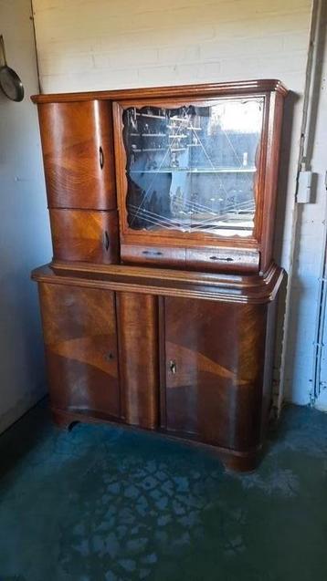 Ancienne armoire des années 1950., Enlèvement