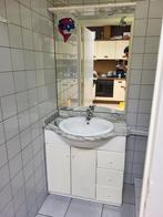 Lavabo et meuble sous vasque avec miroir complet avec éclair