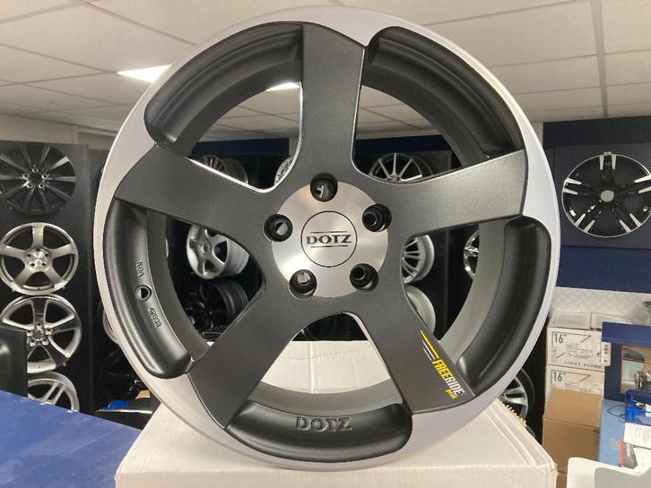IN STOCK: NIEUWE set 18 inch 5x112 sportvelgen AUDI VW MB, Autos : Pièces & Accessoires, Pneus & Jantes, Jante(s), Pneus été, 18 pouces