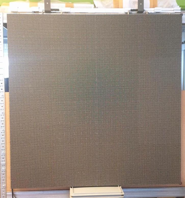 Outdoor LED scherm P3.91, 1m² met asynchrone media player, Audio, Tv en Foto, Professionele apparaten, Zo goed als nieuw, Tv en Weergevers