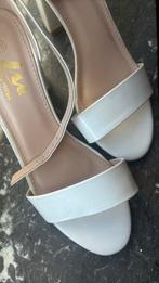 Witte elegante hakken (maat 38), Kleding | Dames, Schoenen, Ophalen, Schoenen met lage hakken, Wit, Zo goed als nieuw