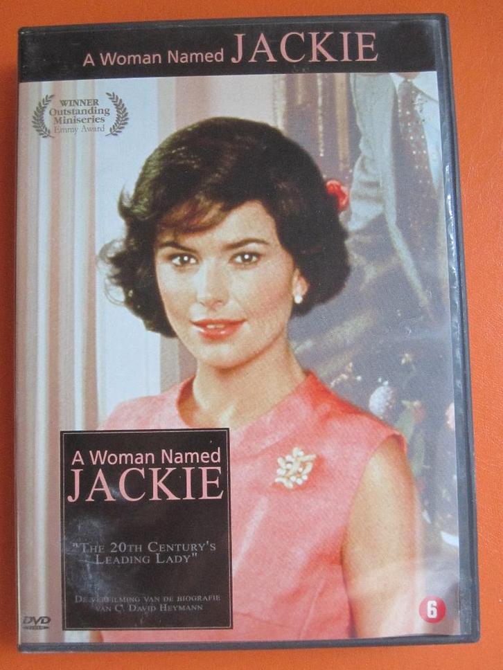 Une femme nommée Jackie (1991) 3 disques, CD & DVD, DVD | Drame, Comme neuf, Drame, Coffret, À partir de 6 ans, Enlèvement ou Envoi