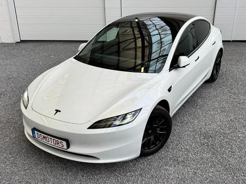 Tesla Model 3  RWD Highland - 4800km - Nieuwstaat!, Auto's, Tesla, Bedrijf, Te koop, Model 3, 360° camera, ABS, Achteruitrijcamera