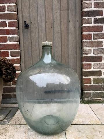 Dame jeanne beschikbaar voor biedingen