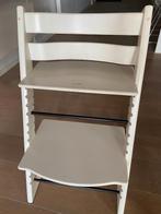 Trip trap kinderstoel - wit - met babyset en kussentje, Enlèvement, Comme neuf, Réducteur de chaise