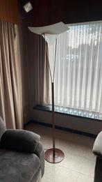 Staande moderne lamp, Huis en Inrichting, Ophalen, Zo goed als nieuw