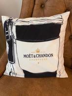 Kussen Moët & Chandon champagne, Huis en Inrichting, Ophalen of Verzenden, Zo goed als nieuw