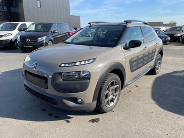 Citroen C4 CACTUS Benzine GPS Airco beschikbaar voor biedingen