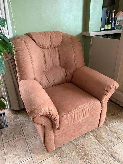 Comfortabele, nieuwe fauteuil in mooie, sterke stof, Huis en Inrichting, Fauteuils, Nieuw, Stof, Ophalen