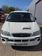 Hyundai H200 (bj 2006), Auto's, Bestelwagens en Lichte vracht, Gebruikt, 2497 cc, Wit, Bedrijf
