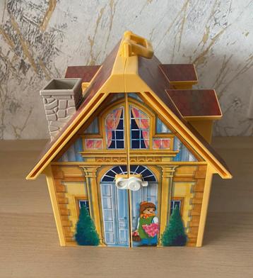 Vintage draagbaar playmobil poppenhuis beschikbaar voor biedingen