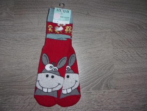 SPLINTERNIEUWE anti slip huis sokken. Maat 31-34, Kinderen en Baby's, Kinderkleding | Schoenen en Sokken, Nieuw, Sokken, Jongen of Meisje