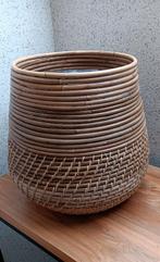 Rotan plantepot, Tuin en Terras, Bloempotten, Ophalen, Zo goed als nieuw