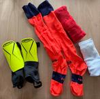 Protège-tibias et chaussettes de football taille 41-44, Enlèvement, Comme neuf