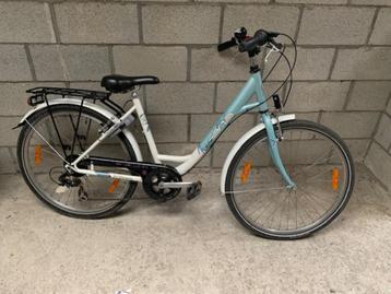 Meisjesfiets 24 inch beschikbaar voor biedingen
