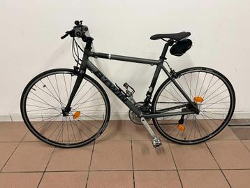Moderne Koersfiets B'TWIN beschikbaar voor biedingen