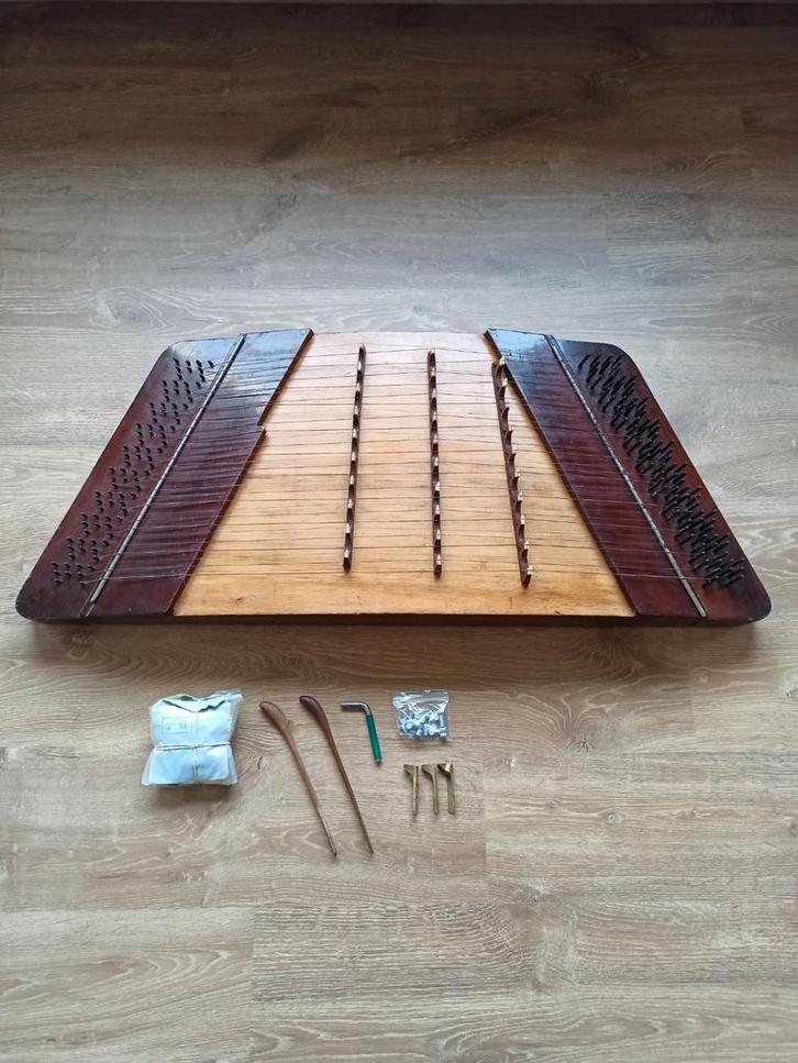 Yangqin (Hammered Dulcimer), Musique & Instruments, Instruments à corde | Autre, Utilisé, Autres types, Enlèvement ou Envoi