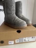 UGGS 38 gris tout neuf, Vêtements | Femmes, Chaussures, Neuf, Gris, Enlèvement ou Envoi, Boots et Botinnes