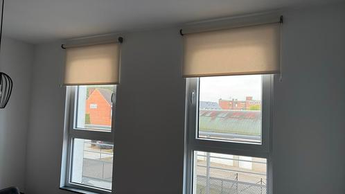 Verduisterende en zonwerende rolgordijnen, Huis en Inrichting, Stoffering | Gordijnen en Lamellen, Zo goed als nieuw, Beige, Ophalen