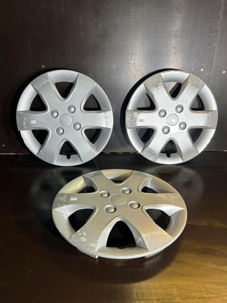 3 enjoliveurs Suzuki ignis alto celerio 14", Autos : Divers, Enjoliveurs, Utilisé, Enlèvement ou Envoi