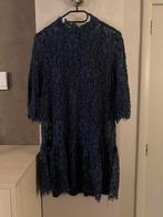 Donkerblauw kanten kleed met onderkleed (40), Kleding | Dames, Jurken, Maat 38/40 (M), Zo goed als nieuw, Ophalen