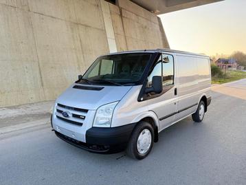 Ford transit 2.2tdci Airco 131dkm rijdt perfect 3plaats beschikbaar voor biedingen