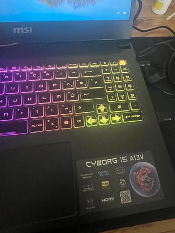 Msi cyborg gaming laptop 15,6 inch beschikbaar voor biedingen