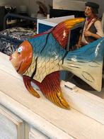 Vis papier maché