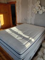 4 matelas de 140 cm tres bon état, Enlèvement, Utilisé