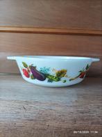 1 petit plat vintage en arcopal en parfait état, Antiek en Kunst, Ophalen