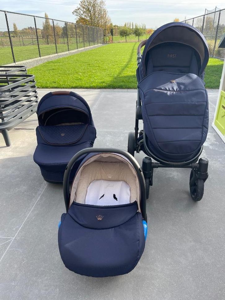FIRST ATLANTA WANDELWAGEN NAVY – BLUE + EXTRA TOEBEHOREN., Kinderen en Baby's, Kinderwagens en Combinaties, Zo goed als nieuw