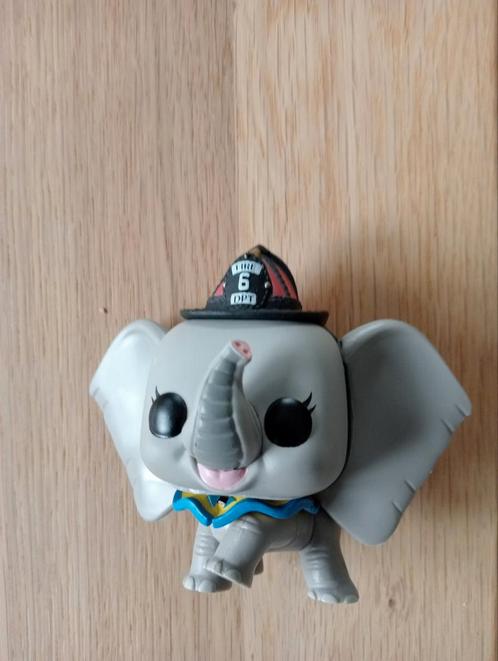 Funko pop Disney Dumbo #511 Pompier, sans boîte, Collections, Jouets miniatures, Utilisé, Enlèvement ou Envoi