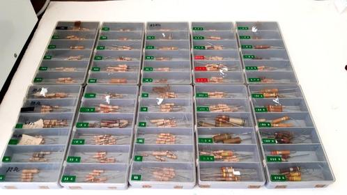 Grote partij vintage weerstanden. Zie foto's ., Elektronische apparatuur, Onderdelen en Toebehoren, Zo goed als nieuw, Ophalen