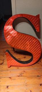 Letter isomo plexi rood / chroom, Ophalen