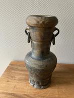 Oude keramieken pot, Ophalen