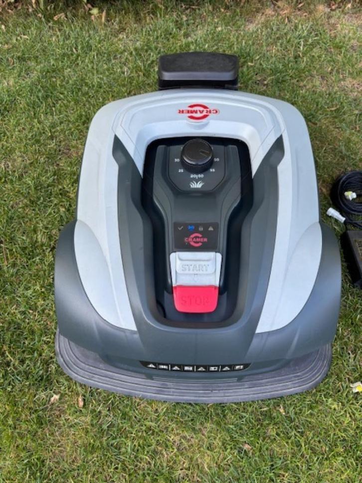 Robot tondeuse Cramer, Tuin en Terras, Robotmaaiers, Zo goed als nieuw, 20 tot 25 cm, Met regensensor, Bestuurbaar via app, Ophalen