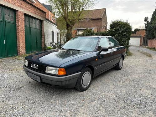 Audi 80 oldtimer benzine eerste eigenaar weinig km, Auto's, Oldtimers, Bedrijf, Te koop, Audi, Benzine, Berline, 5 deurs, Handgeschakeld