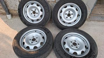Jantes 16" vw t5 t6 pneus hs, Enlèvement, Utilisé, Pneu(s)