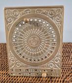 Koperen eeuwigdurende kalender met zon motief, Ophalen