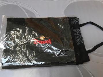 Duvel schort nieuw beschikbaar voor biedingen