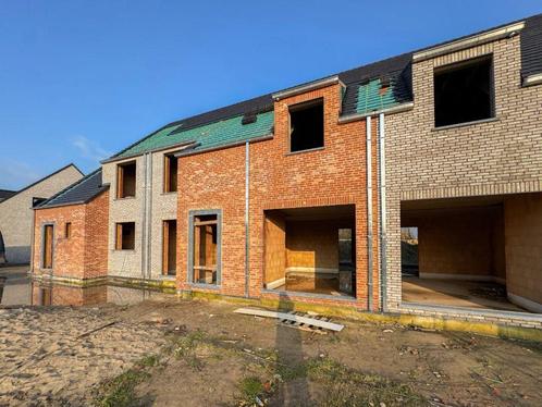 Woning te koop in Eernegem, 4 slpks, Immo, Huizen en Appartementen te koop, Vrijstaande woning