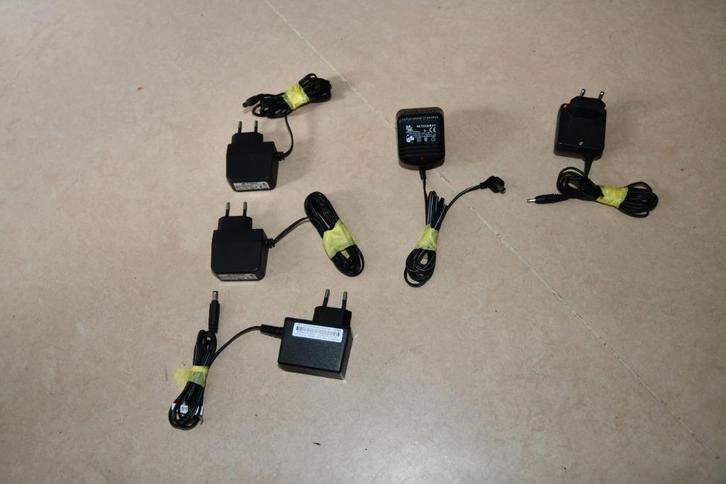 5 GSM laders, Telecommunicatie, Mobiele telefoons | Telefoon-opladers, Nieuw, Overige merken, Ophalen of Verzenden