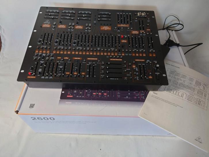 Behringer 2600 semimodular synth, Muziek en Instrumenten, Mengpanelen, Zo goed als nieuw, Ophalen of Verzenden