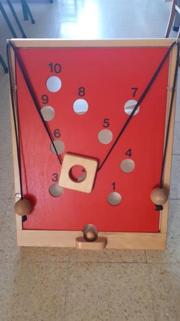 Mikspel met balletje beschikbaar voor biedingen