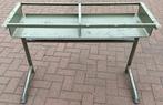 Onderstel van oude schoolbank., Ophalen, Gebruikt, Bureau